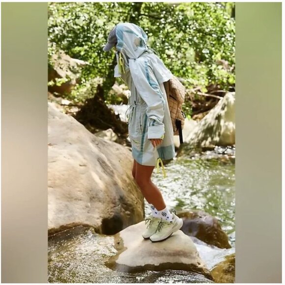 Free People NWT Peace Out Backpack Parachute Parka Windbreaker Jacket size M/L - Picture 3 of 10